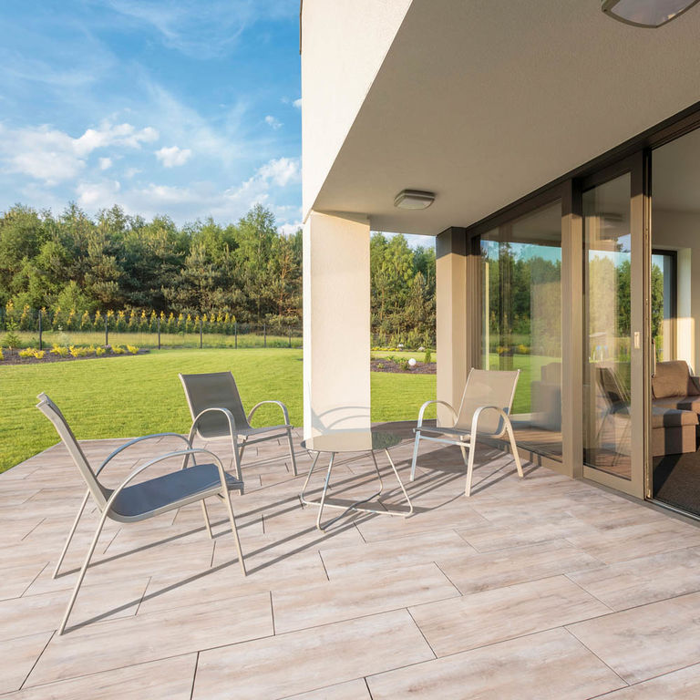 Simple and stylish patio Simple and stylish patio